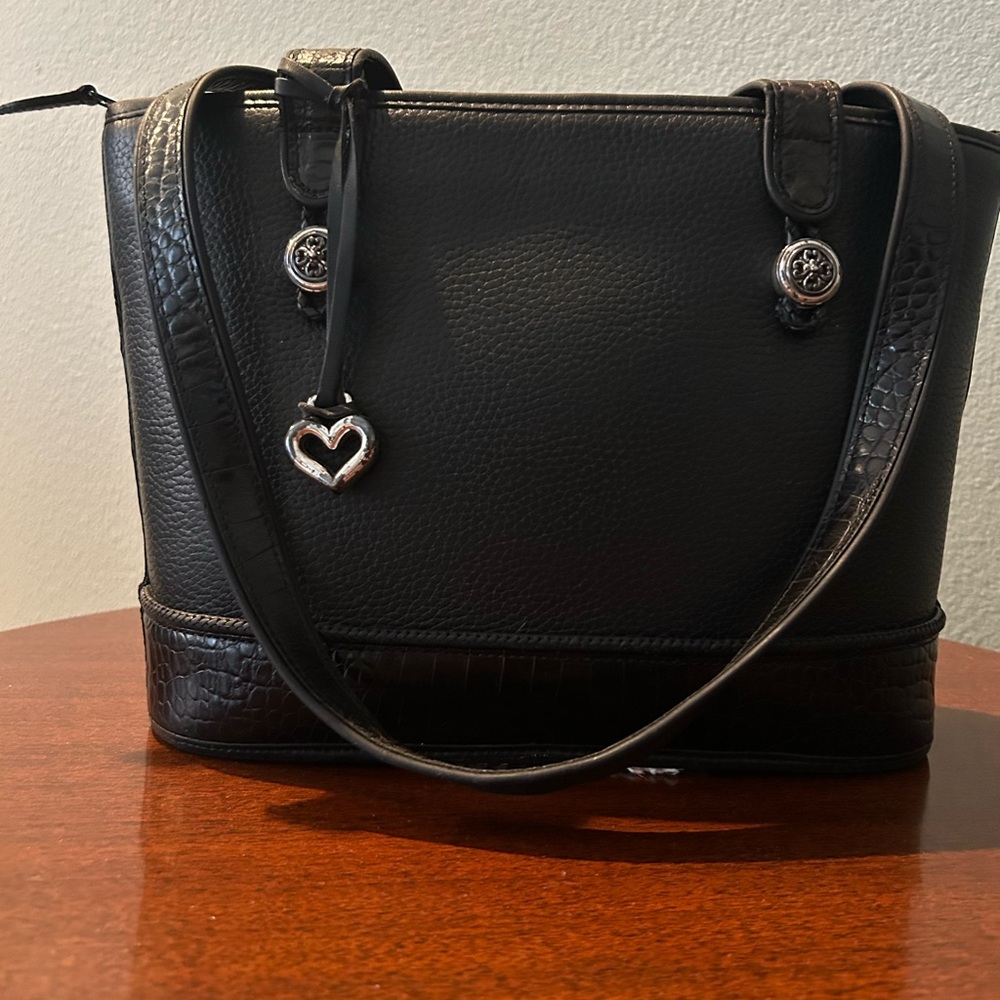Authentic Brighton Vintage Black Leather Shoulder Bag, Excellent condition